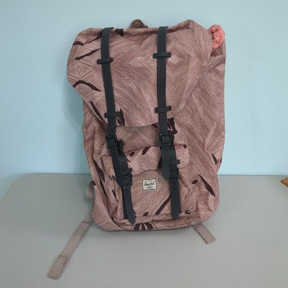 everywhere belt bag.lululemon Bag 1L – Peloton Apparel Size:5 wt. 9'0